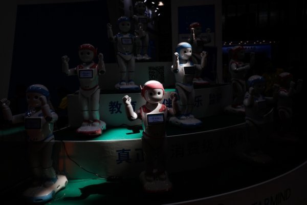 Kineski roboti