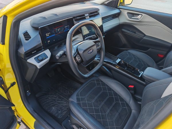 Ford Puma Premium GEN-E BEV Electric 168KS