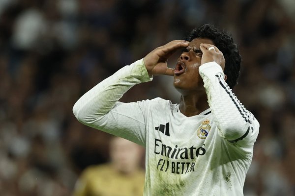 Real ga je doveo kao tinejdžersku senzaciju, a on traži izlaz; pregovori su počeli