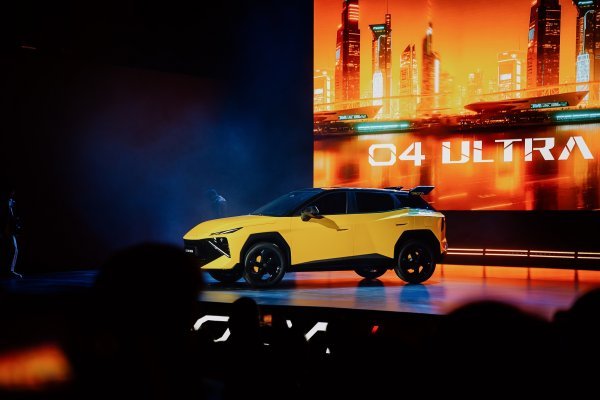 Omoda 4 i Omoda 4 Ultra