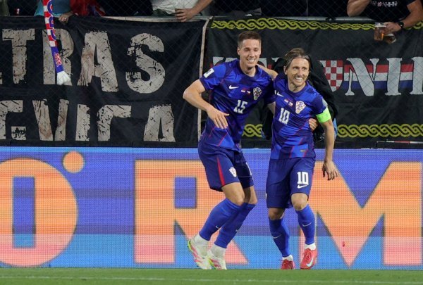 Mario Pašalić i Luka Modrić