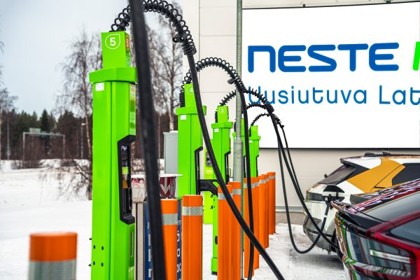 'Neste MY Renewable Diesel™' HVO100 - pumpna stanica za dizelsko biogorivo