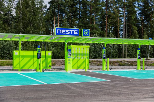 Neste MY Uusiutuva Lataus pumpna stanica za biogorivo u Finskoj