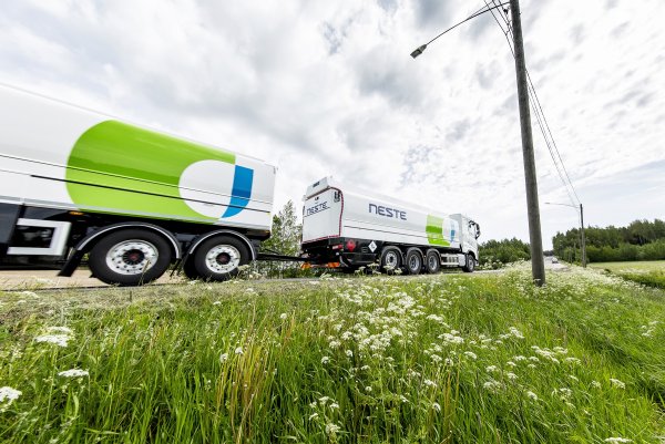 'Neste MY Renewable Diesel™' HVO100