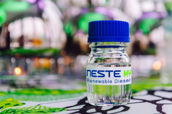 'Neste MY Renewable Diesel™' HVO100