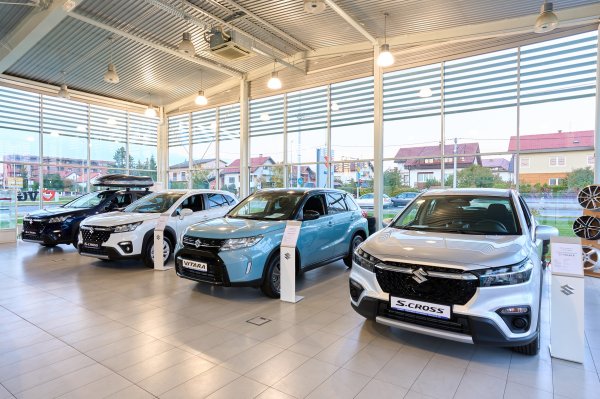 Unikomerc Automobili - salon marke Suzuki