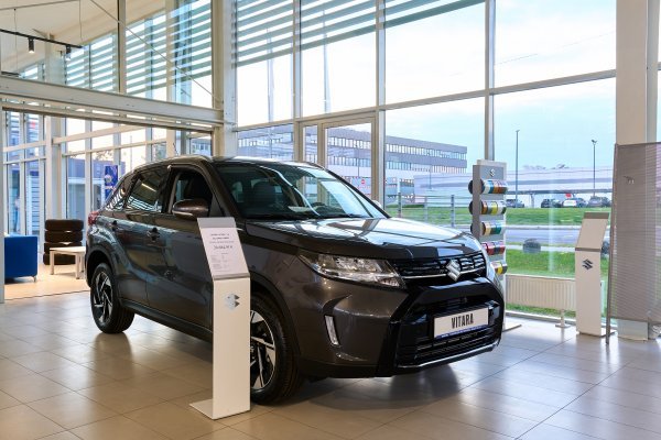 Unikomerc Automobili - salon marke Suzuki