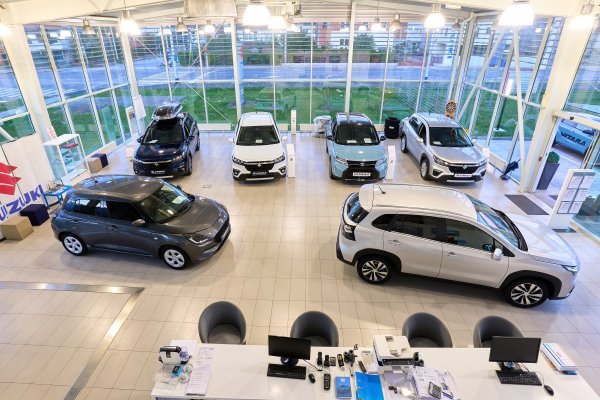 Unikomerc Automobili - salon marke Suzuki