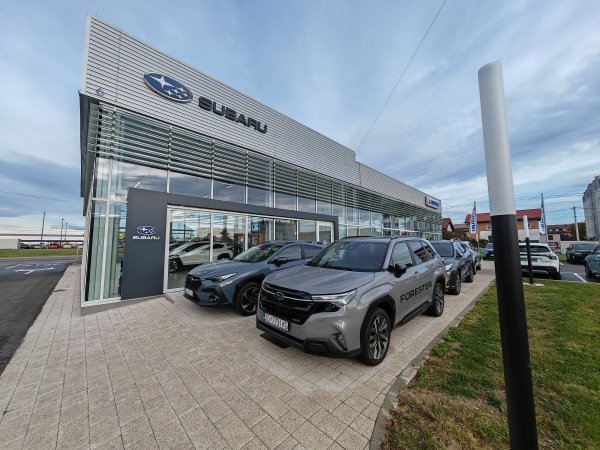 Unikomerc Automobili - salon marke Subaru