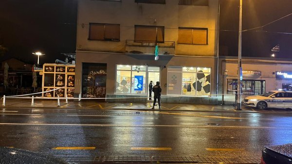 Stranac spriječio pljačku ljekarne u Zagrebu: Izbjegao metak, bacio se u potjeru...