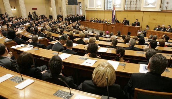 Bivši saborski zastupnici imaju pravo na enormne mirovine (ilustracija)