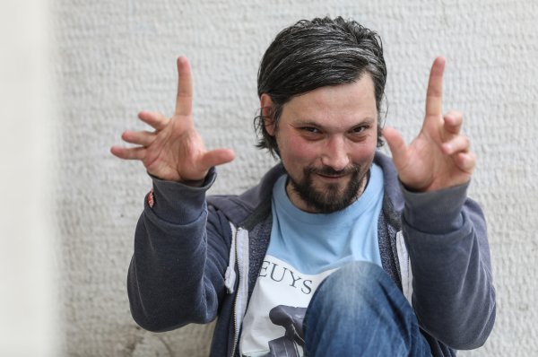 Ako se narod odluči za promjenu, plinske boce koje smo pospremili u podrume svoje podsvijesti ponovno će se naći na ulicama