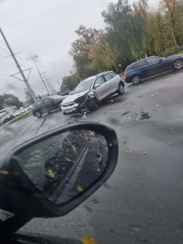 Sudar u Novom Zagrebu: Troje ljudi završilo u bolnici