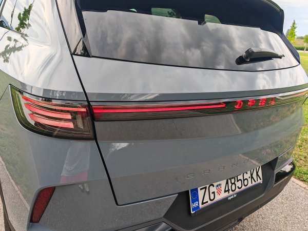 Opel Grandland Edition 1.2 Turbo Start/Stop Hybrid