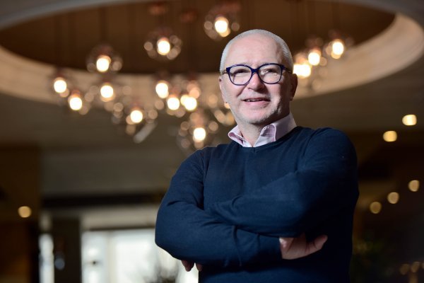 Teatrolog Darko Lukić smatra da je u važećim zakonima i propisima sve već definirano