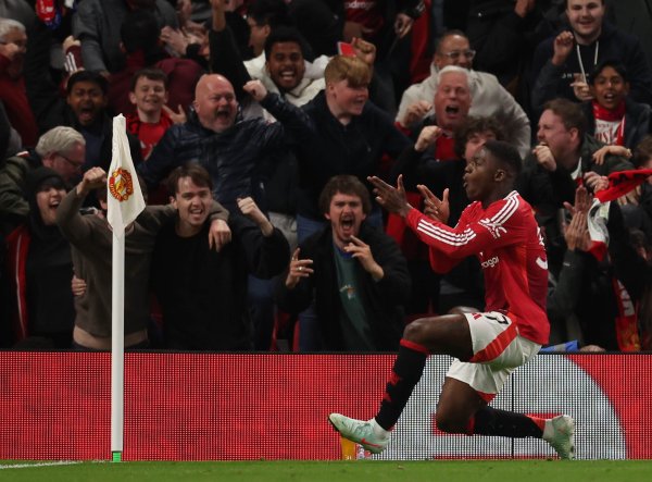 Manchester United šalje talentiranog veznjaka na posudbu u Napoli