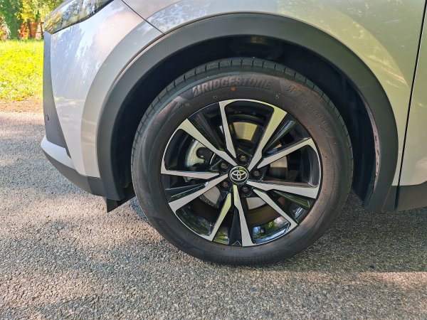 Toyota C-HR 2.0 PHEV 5D e-CVT C-LUB Tech