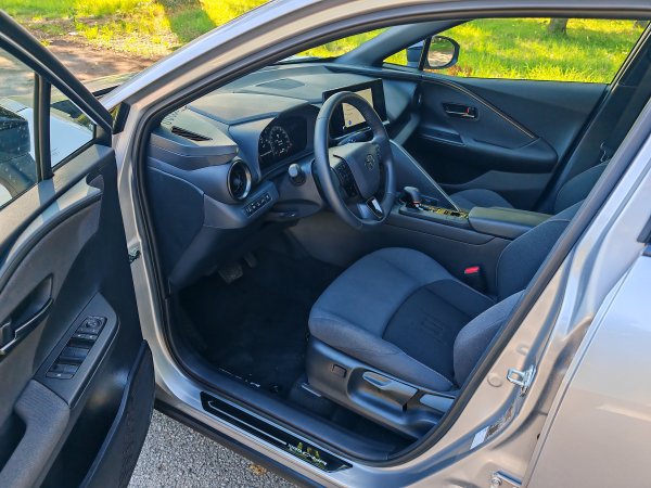 Toyota C-HR 2.0 PHEV 5D e-CVT C-LUB Tech