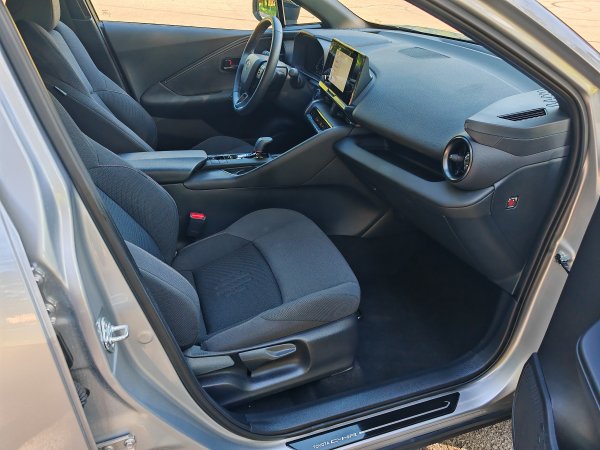 Toyota C-HR 2.0 PHEV 5D e-CVT C-LUB Tech