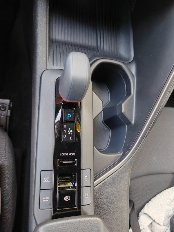 Toyota C-HR 2.0 PHEV 5D e-CVT C-LUB Tech