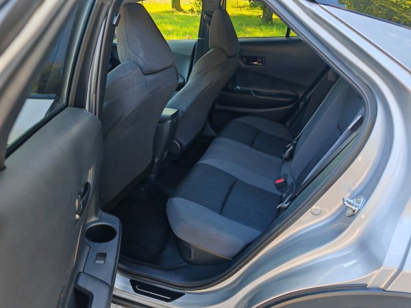 Toyota C-HR 2.0 PHEV 5D e-CVT C-LUB Tech