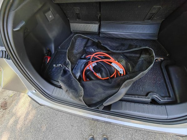 Toyota C-HR 2.0 PHEV 5D e-CVT C-LUB Tech