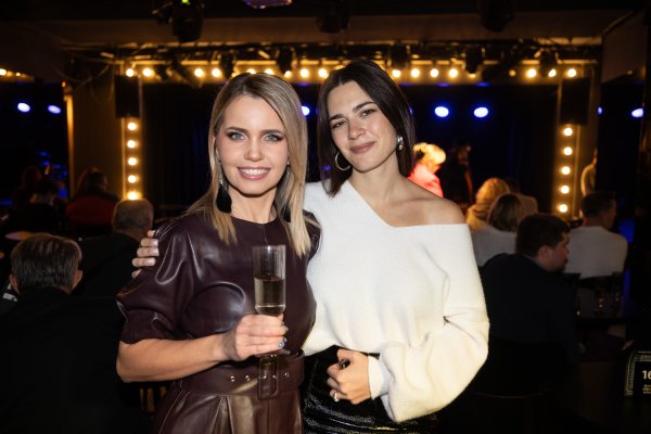 Maja Ciglenečki i Mia Dimšić