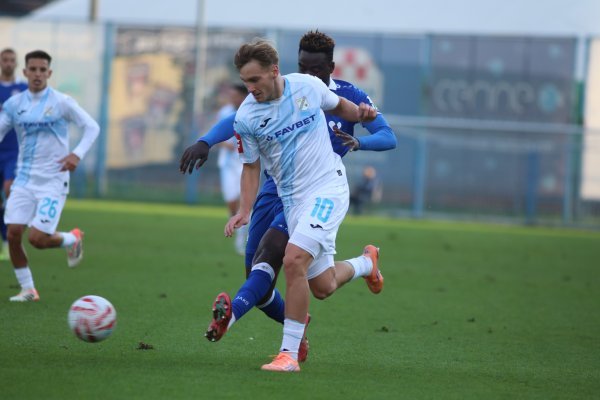 Pogledajte kako je Toni Fruk sjajnim golom doveo Rijeku u vodstvo