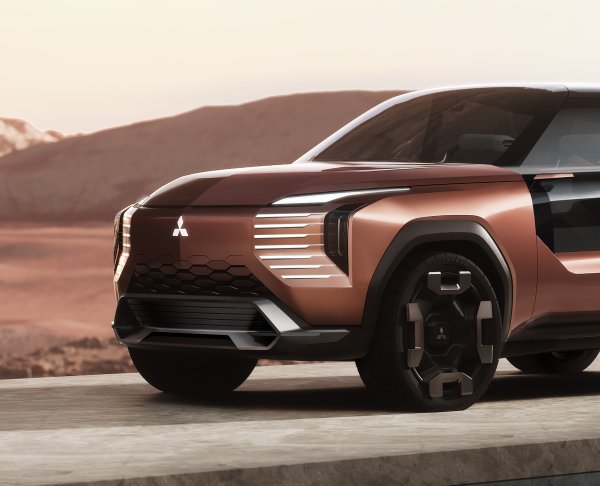 Mitsubishi Motors Elevance Concept
