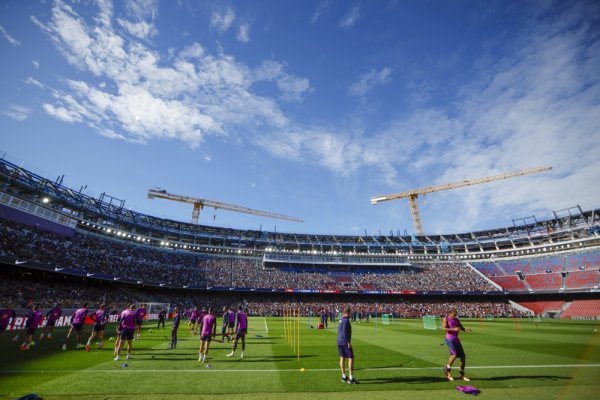 Barcelona, nogomet, trening na Nou Campu, 8.11.2025.