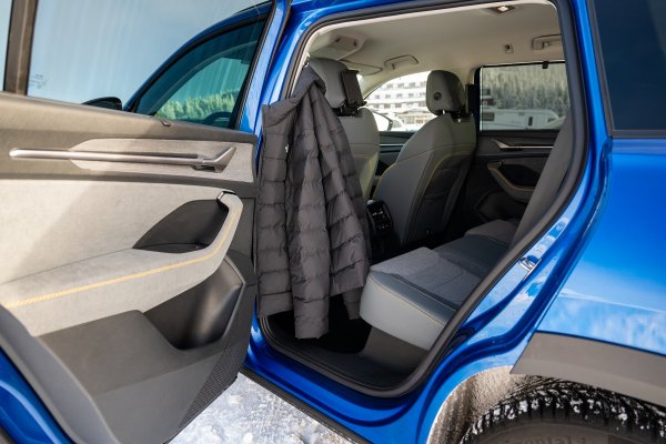 Kako zagrijati auto, a da se ne pretjeruje?