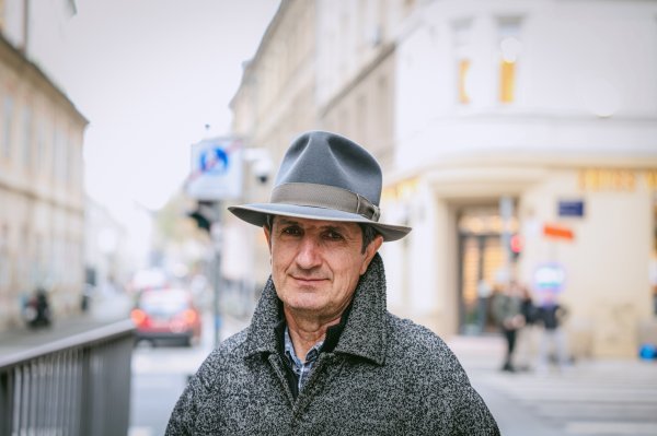 Kad desetljećima pišeš kolumne, postaneš žučljiv. Stalno si na rubu, ljut, otrovan.