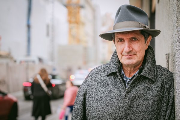 Ako je naša generacija, koja je bila tako slobodna i otvorena, napravila onaj rat, kakav će tek biti rat ovih današnjih fanatika?