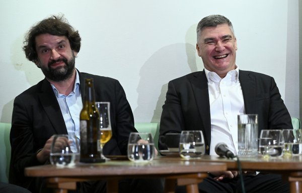 Zoran Milanović na storytelling večeri u Botaničaru