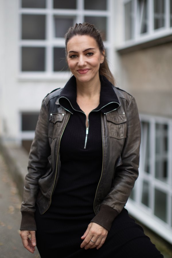 Festival je postao mjesto susreta različitih glazbenih jezika i iskustava, gdje se tradicija i eksperiment međusobno nadopunjuju