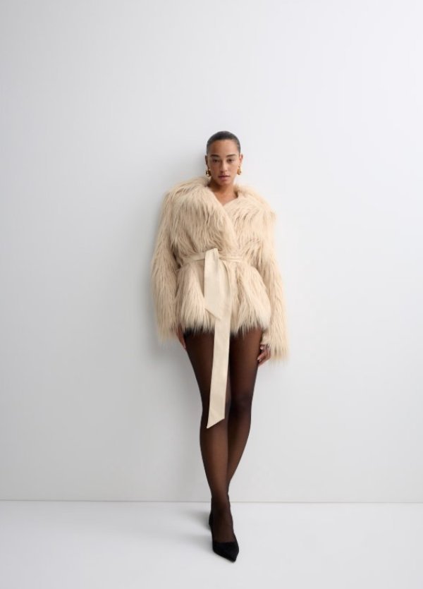 Na modnu scenu vraćaju se u velikom stilu jakne koji prizivaju lude sedamdesete