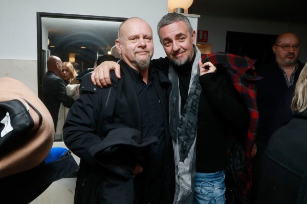 Sa Sandijem Cenovim se druži još od devedesetih