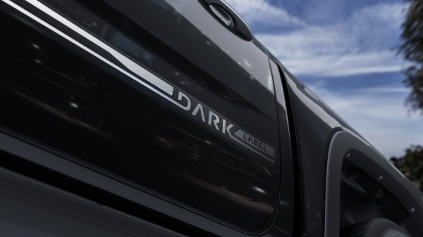 VW Amarok Dark Label