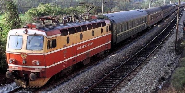 Električna lokomotiva serije 442, popularna Brena