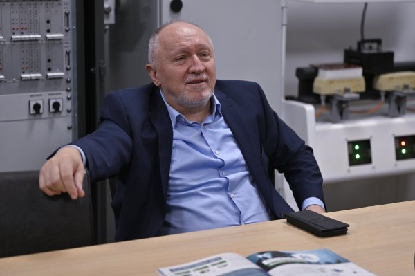 Viduka je osnovao ALTPRO 1994.