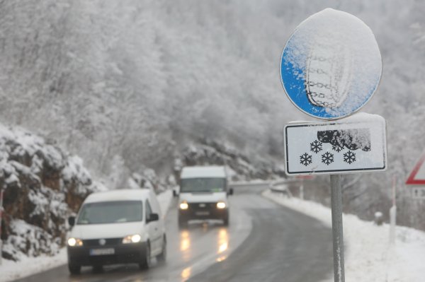 Obveza vožnje sa zimskom opremom traje do 15. travnja