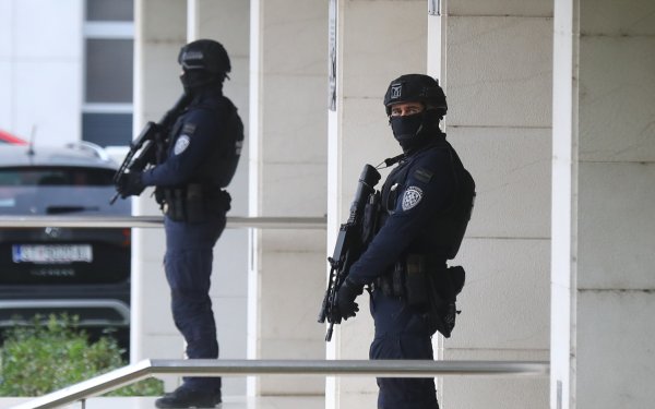 Policija ispred Županijskog suda u Splitu