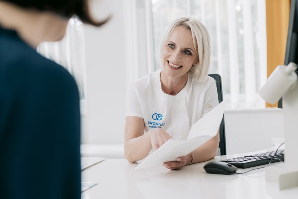 Tina Slunjski Rutić dr.med., spec. endokrinologije i dijabetologije