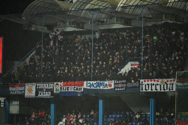 Oglasio se crnogorski premijer oko sramotnog skandiranja hrvatskih navijača: 'Pogrešne ideologije u regiji...'