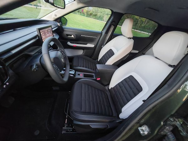 Citroën C3 Aircross MAX Hybrid 145 Automatic