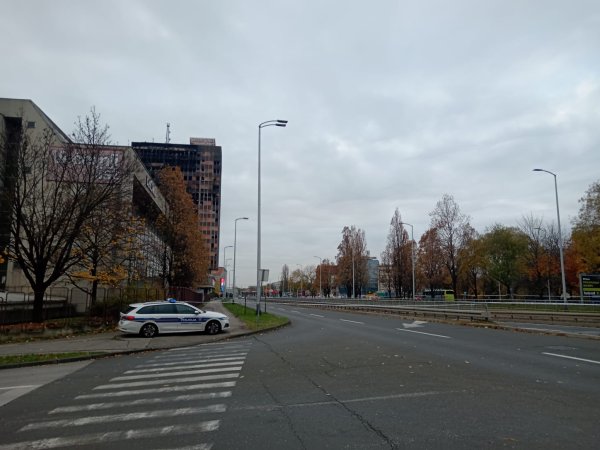 Povratak na Slavonsku moguć je na križanju s Cvjetnom cestom.