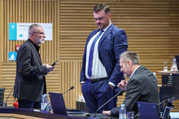 Hrvati ponovno navalili na trezorske zapise: Premašene planirane uplate