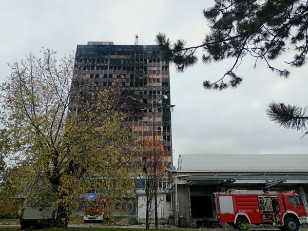 Priuštivo stanovanje i novi zakoni ostali u sjeni požara u Vjesniku