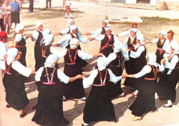 Prvinsko kolo - sredina 1970-ih