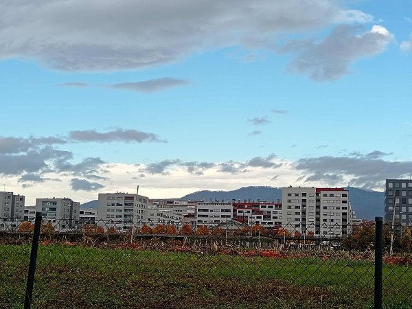 Mnogima u Hrvatskoj i diljem EU-a čini se kao da ih neka ograda drži dalje od priuštivog stanovanja